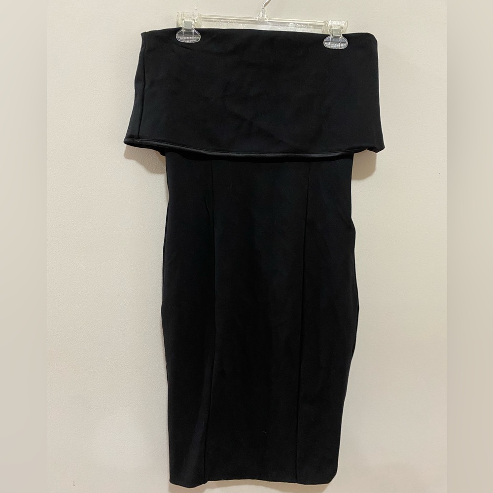 Lavish Alice black strapless body-con dress